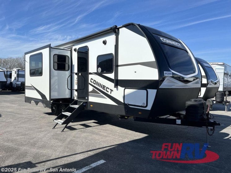Email now about this 2025 K-Z Connect C252BH! New 2025 K-Z Connect C252BH available in Cibolo, Texas