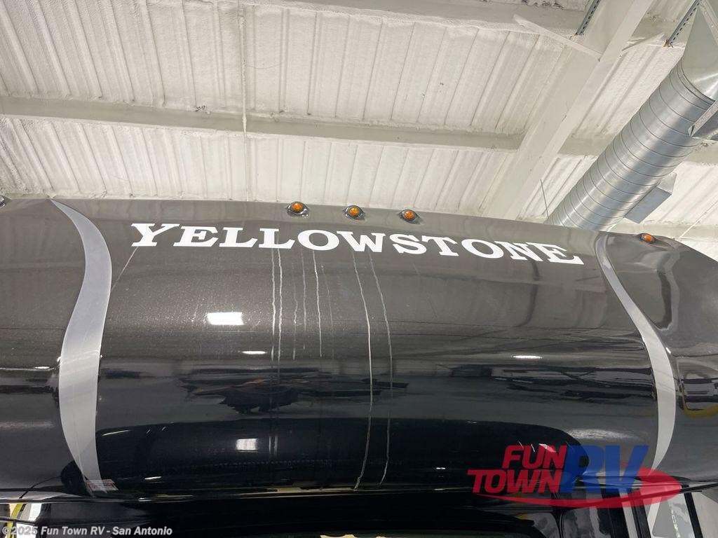 Contact us now about this 2024 Gulf Stream Yellowstone 6320! 2024 Yellowstone 6320 by Gulf Stream from Fun Town RV - San Antonio in Cibolo, Texas