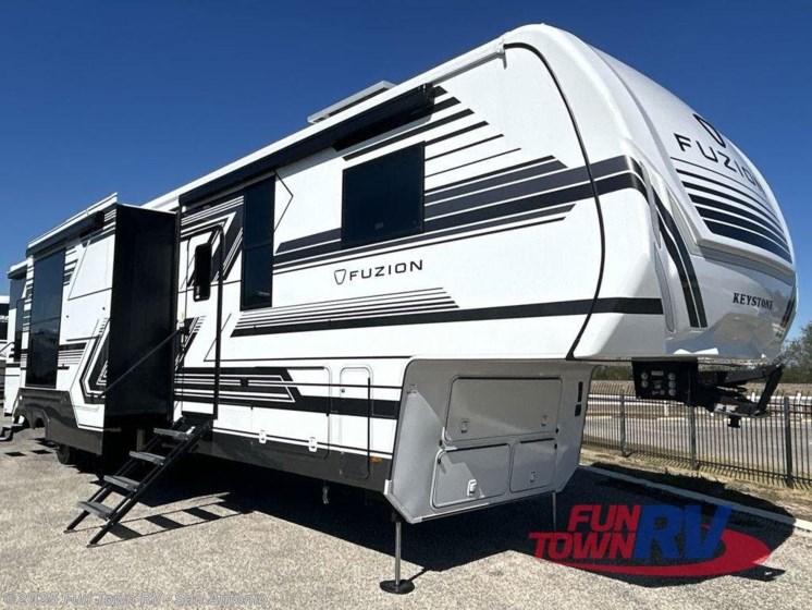 Email now about this 2026 Keystone Fuzion 442! New 2026 Keystone Fuzion 442 available in Cibolo, Texas