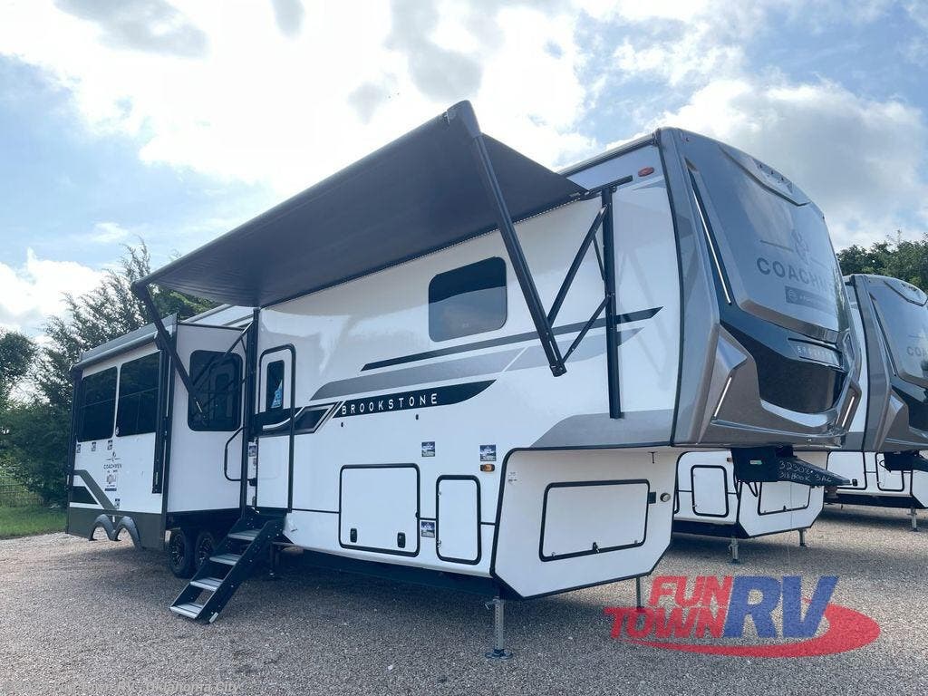 Email now about this 2025 Coachmen Brookstone 318RLL! New 2025 Coachmen Brookstone 318RLL available in Oklahoma City, Oklahoma
