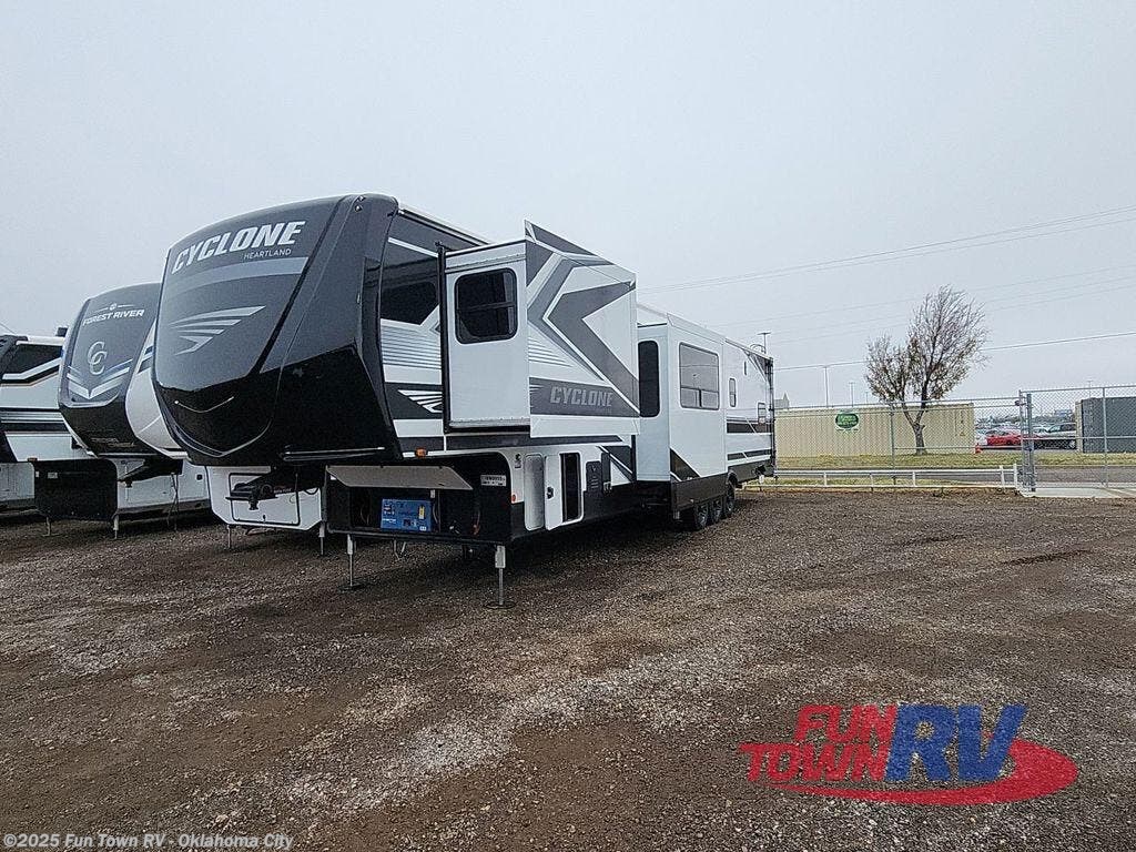 Email now about this 2026 Heartland Cyclone 3913! New 2026 Heartland Cyclone 3913 available in Oklahoma City, Oklahoma