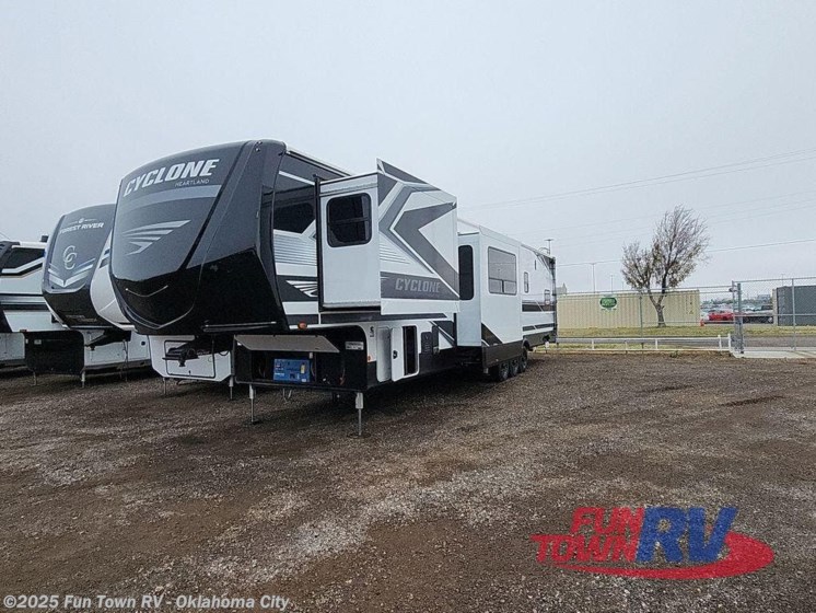 Email now about this 2026 Heartland Cyclone 3913! New 2026 Heartland Cyclone 3913 available in Oklahoma City, Oklahoma