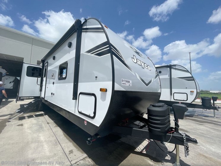Email now about this 2025 Jayco Jay Flight 334RTS! New 2025 Jayco Jay Flight 334RTS available in Katy, Texas
