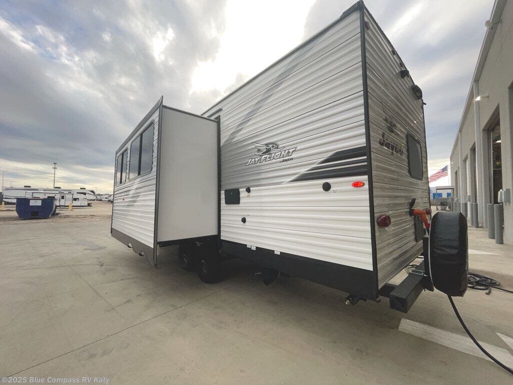 New 2026 Jayco Jay Flight SLX 261BHS available in Katy, Texas