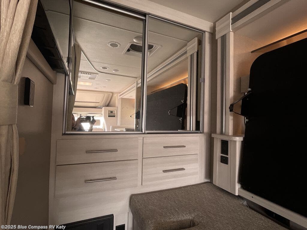 Contact us now about this 2022 Thor Motor Coach Gemini AWD 23TW! 2022 Gemini AWD 23TW by Thor Motor Coach from Blue Compass RV Katy in Katy, Texas