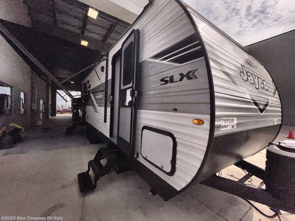 Contact us now about this 2026 Jayco Jay Flight SLX 262RLS! 2026 Jay Flight SLX 262RLS by Jayco from Blue Compass RV Katy in Katy, Texas