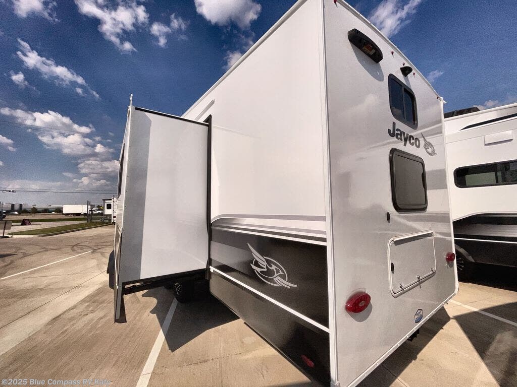 New 2026 Jayco Eagle SLE 28BHU available in Katy, Texas