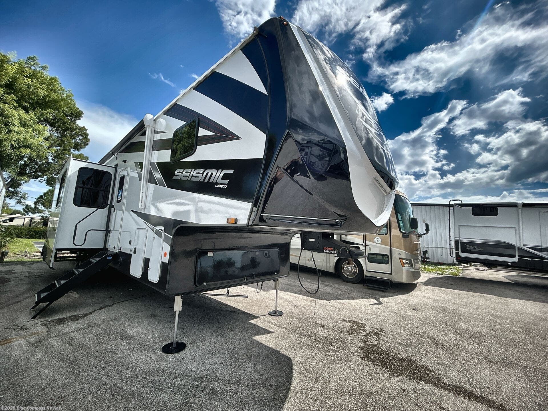 Used 2025 Jayco Seismic 399 available in Katy, Texas