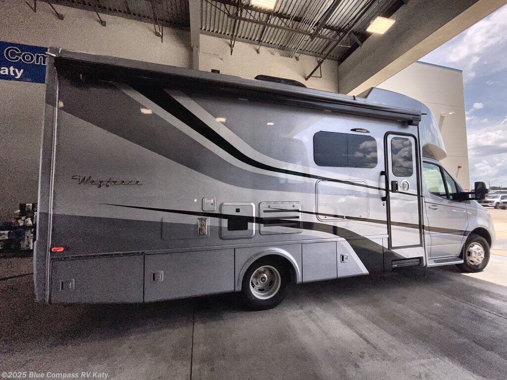 Used 2021 Tiffin Wayfarer 25rw available in Katy, Texas
