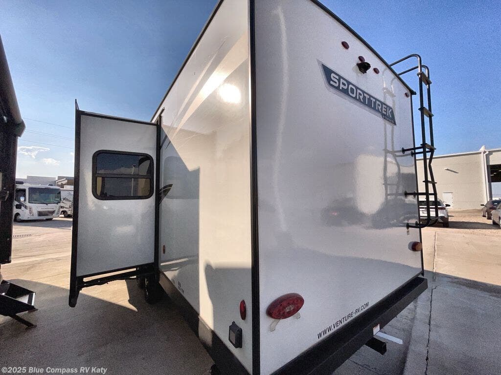 Used 2023 Venture RV SportTrek ST281VBH available in Katy, Texas