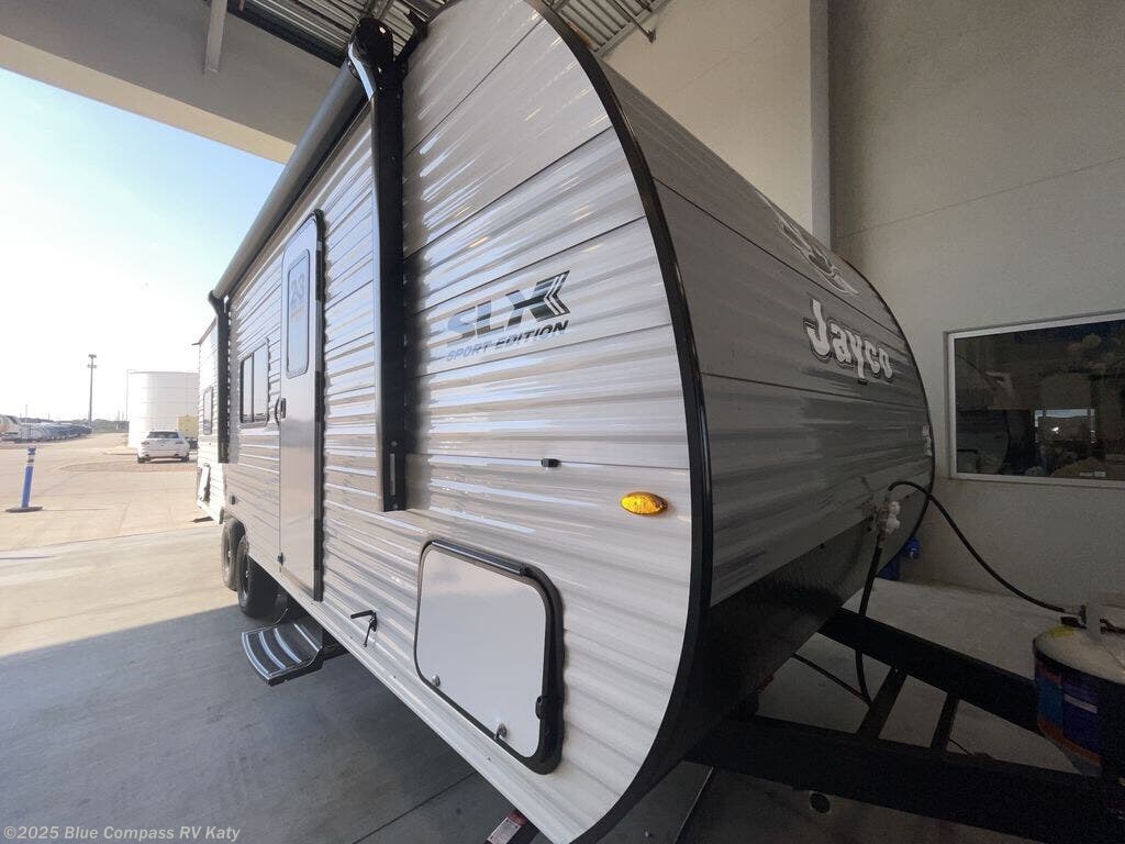 Contact us now about this 2026 Jayco Jay Flight SLX 250BH! 2026 Jay Flight SLX 250BH by Jayco from Blue Compass RV Katy in Katy, Texas