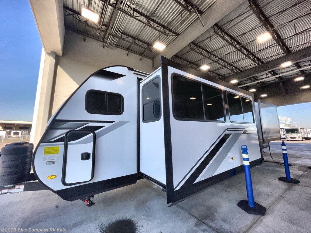 Contact us now about this 2026 Jayco Jay Feather 26FK! 2026 Jay Feather 26FK by Jayco from Blue Compass RV Katy in Katy, Texas