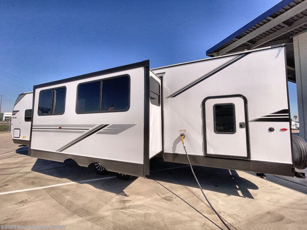 New 2026 Jayco Jay Flight SLX 295TBS available in Katy, Texas