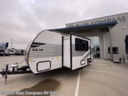 Call now about this 2025 Jayco Jay Flight 197MB! 2025 Jayco Jay Flight 197MB - Used Travel Trailer For Sale by Blue Compass RV Katy in Katy, Texas