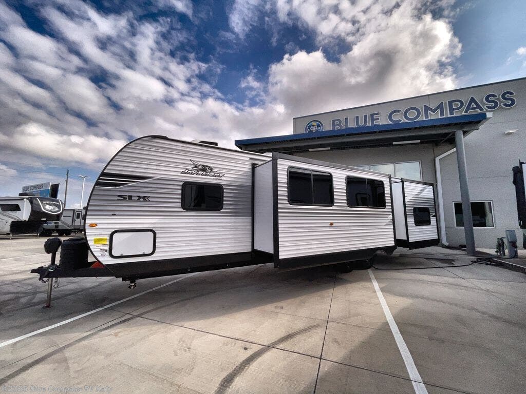 Contact us now about this 2026 Jayco Jay Flight SLX 321BDS! 2026 Jay Flight SLX 321BDS by Jayco from Blue Compass RV Katy in Katy, Texas