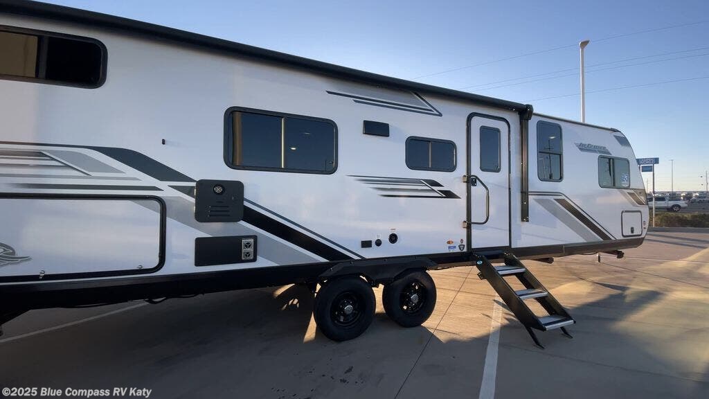 Contact us now about this 2026 Jayco Jay Feather 29QBH! 2026 Jay Feather 29QBH by Jayco from Blue Compass RV Katy in Katy, Texas