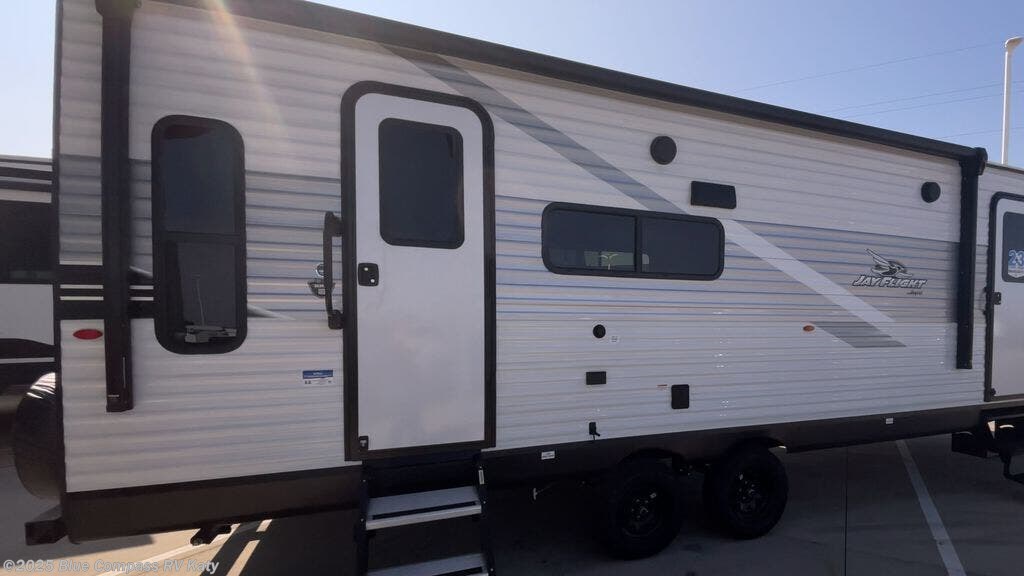 Contact us now about this 2026 Jayco Jay Flight SLX 262RLS! 2026 Jay Flight SLX 262RLS by Jayco from Blue Compass RV Katy in Katy, Texas