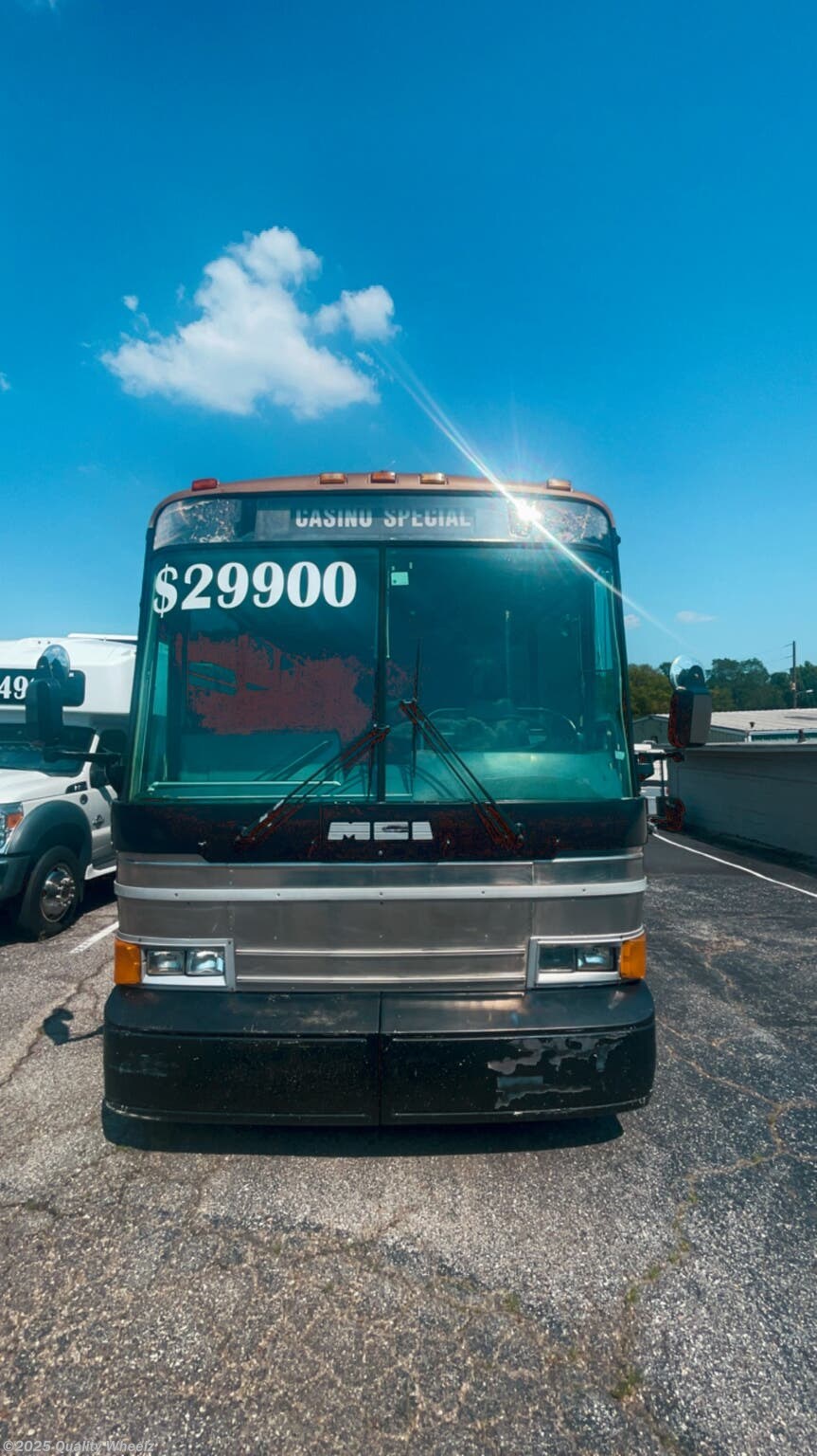 Used 1986 MCI 45 passenger available in Hot Springs, Arkansas