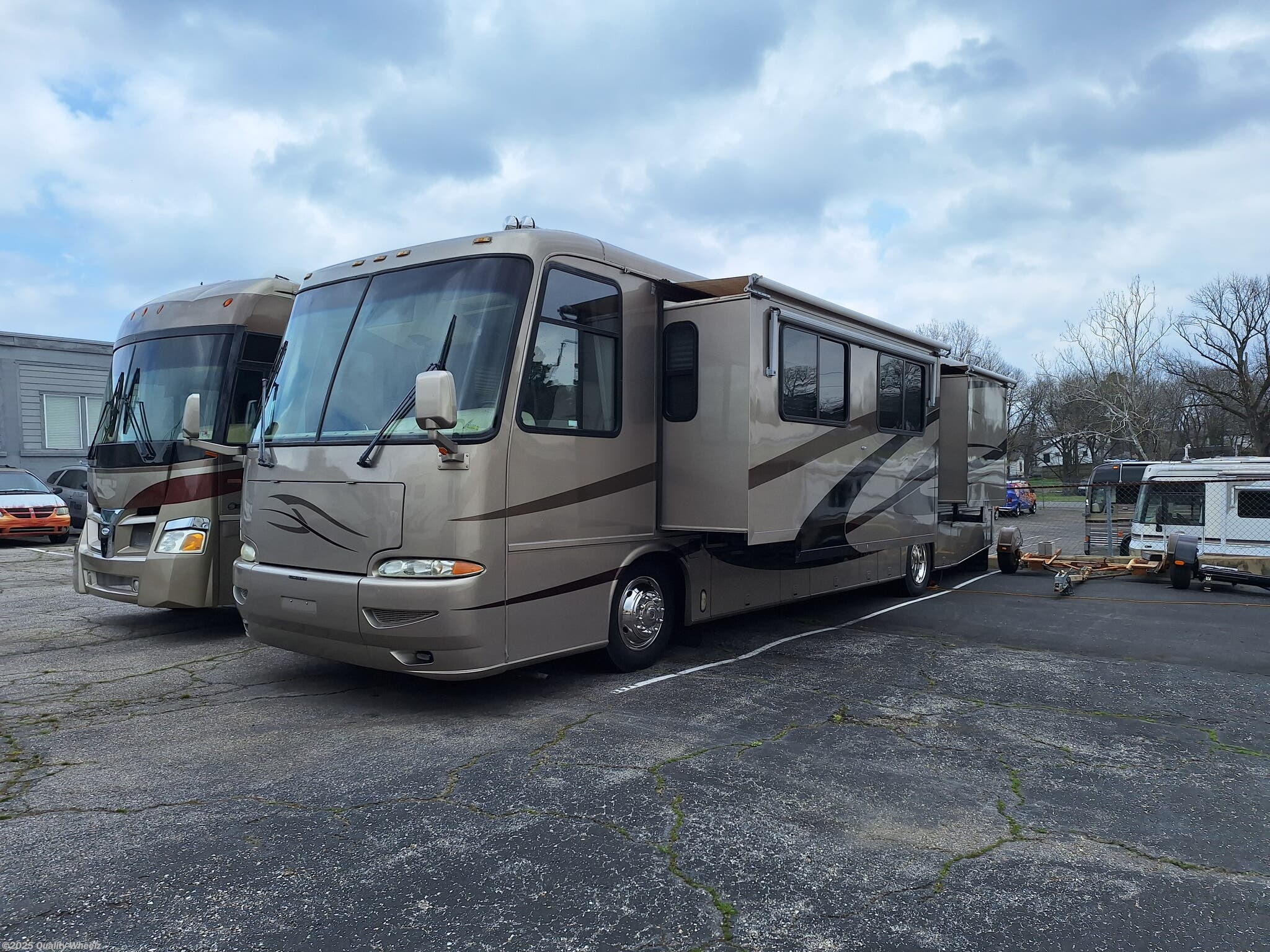 Email now about this 2004 Newmar Kountry Star M3905! Used 2004 Newmar Kountry Star M3905 available in Hot Springs, Arkansas