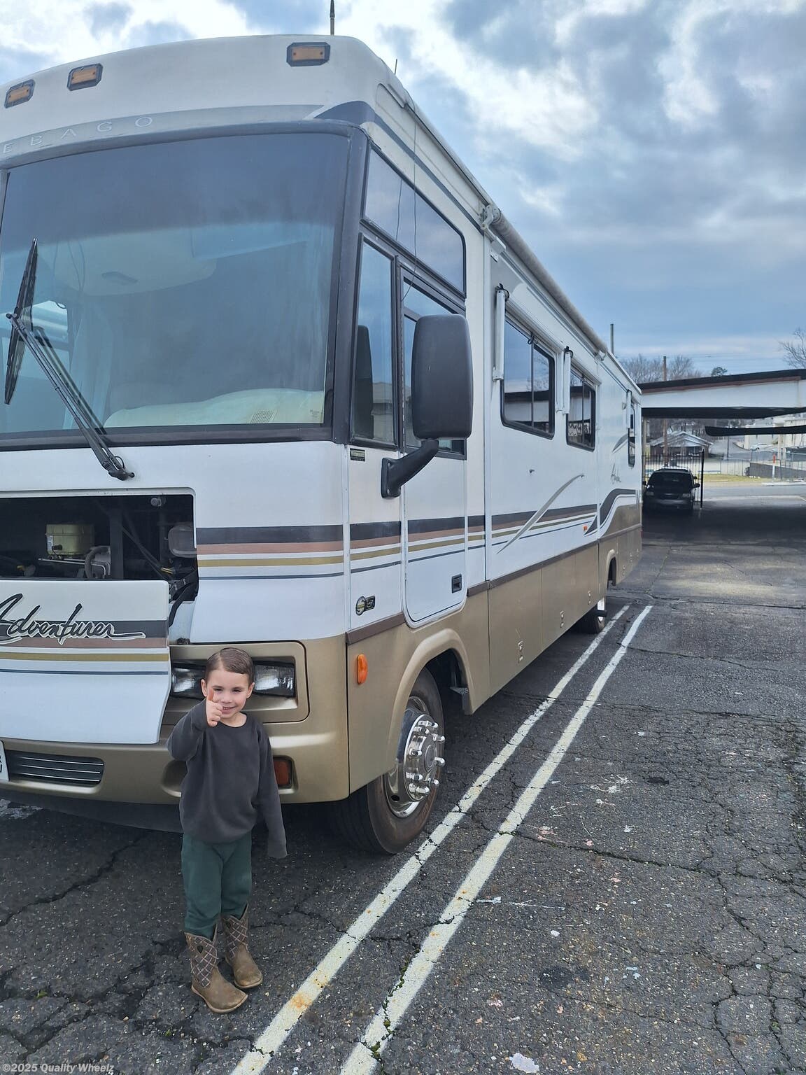 Call now about this 2002 Winnebago Adventurer M37G! 2002 Winnebago Adventurer M37G - New Class A For Sale by Quality Wheelz in Hot Springs, Arkansas