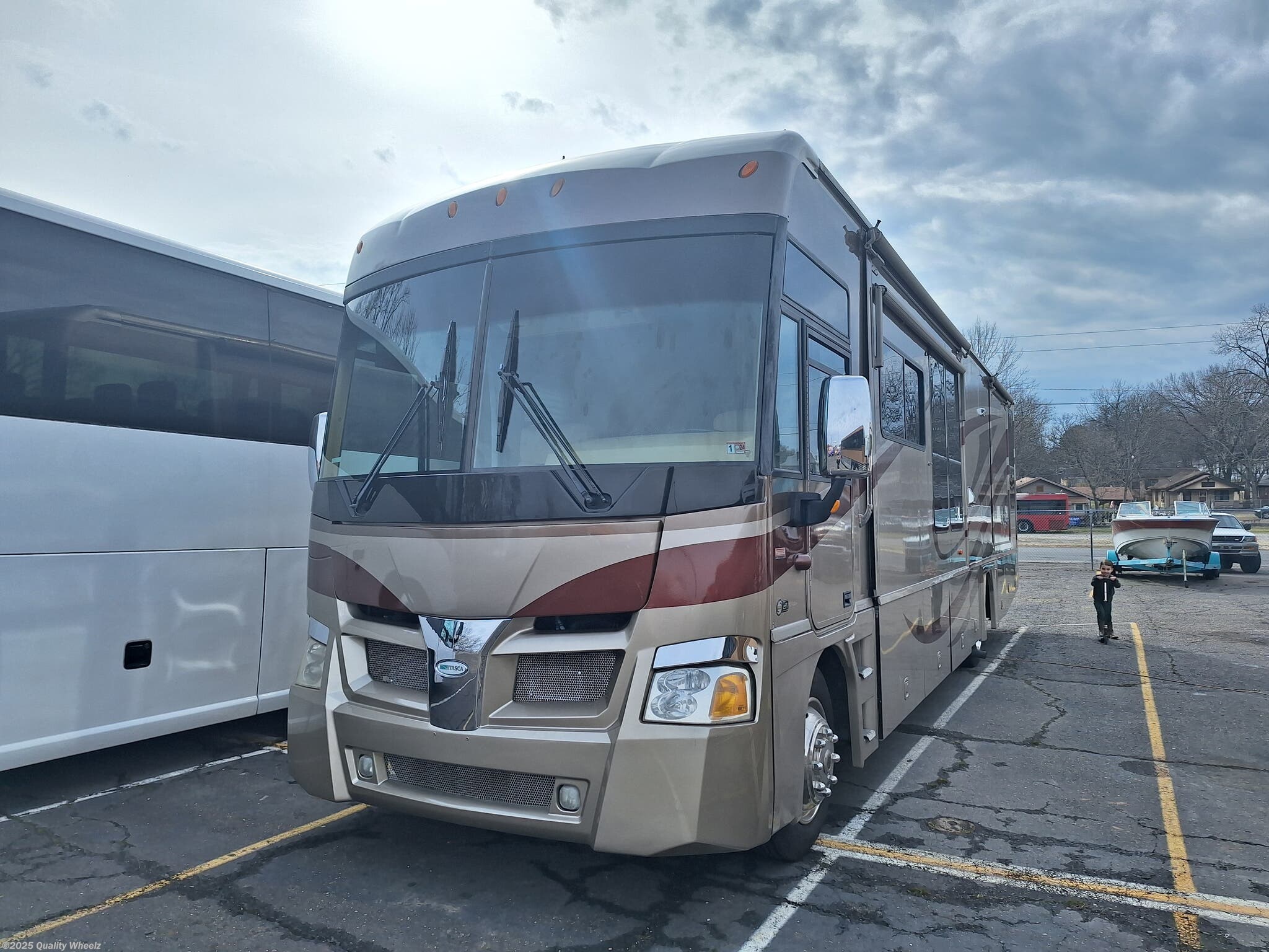 New 2006 Winnebago Suncruiser 38j available in Hot Springs, Arkansas