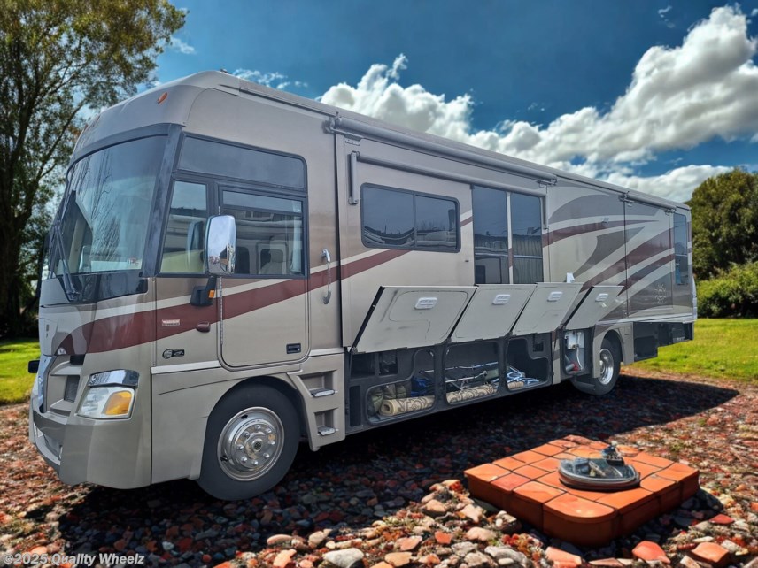Used 2006 Winnebago Suncruiser 38j available in Hot Springs, Arkansas