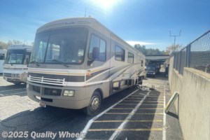 2004 Fleetwood Bounder 35E DEER HUNTER'S SPECIAL