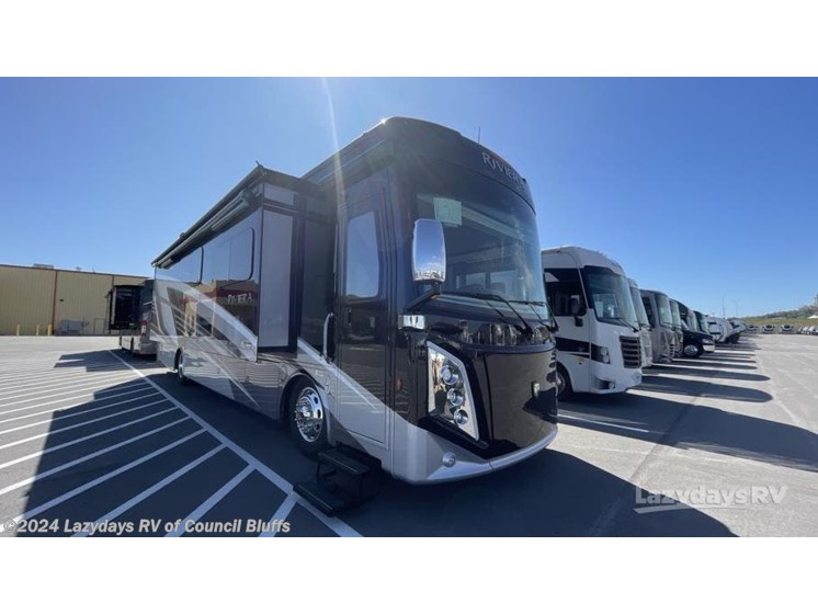 New 24 Thor Motor Coach Riviera 38RB available in Council Bluffs, Iowa