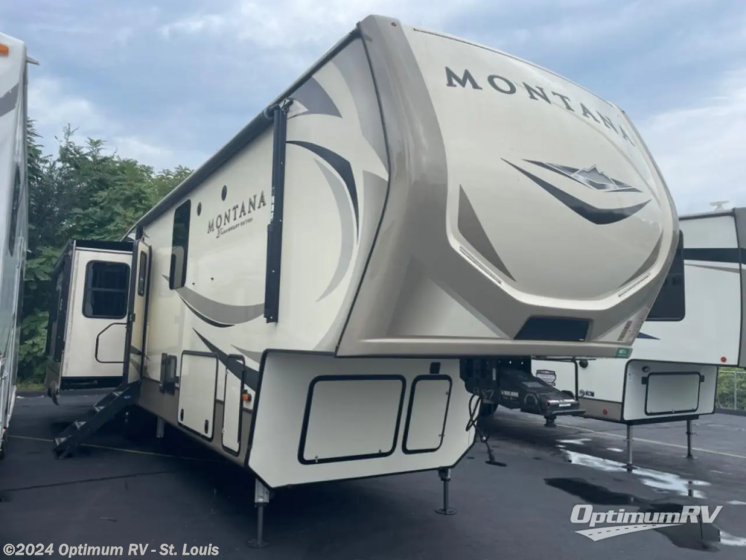 Used 2019 Keystone Montana 3931FB available in Festus, Missouri