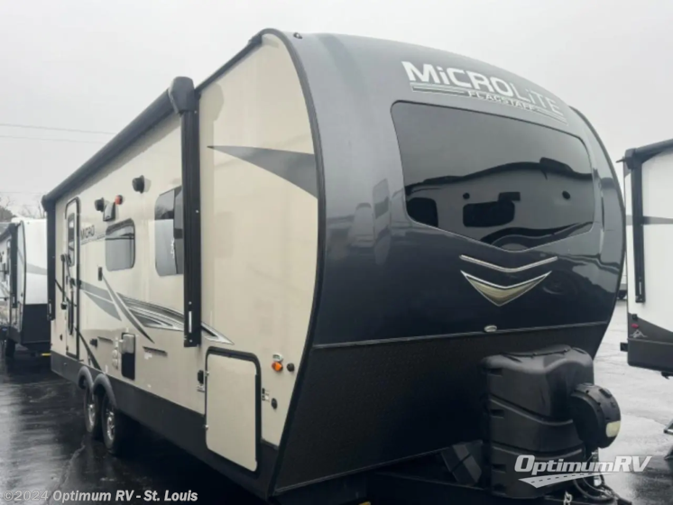 Used 2022 Forest River Flagstaff Micro Lite 25FBLS available in Festus, Missouri