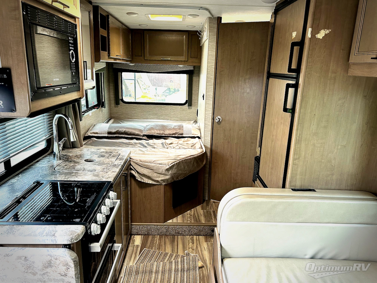 Used 2022 Thor Four Winds 23U available in Festus, Missouri