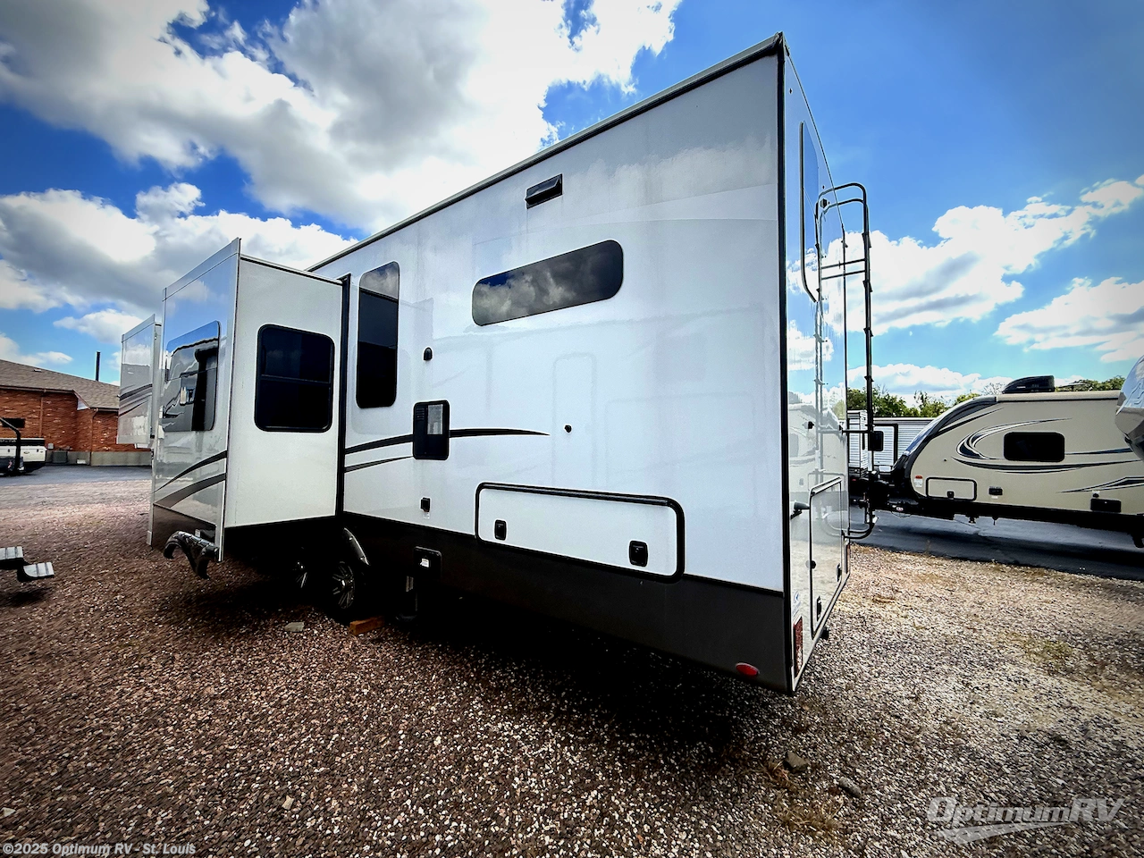 Contact us now about this 2024 Keystone Montana 3901RK! 2024 Montana 3901RK by Keystone from Optimum RV - St. Louis in Festus, Missouri