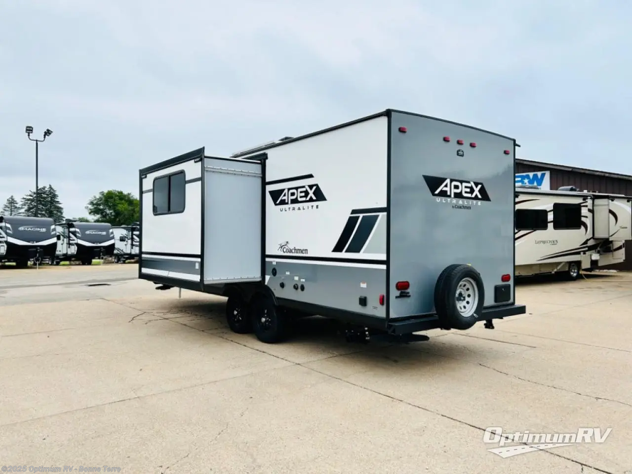 Contact us now about this 2022 Coachmen Apex Ultra-Lite 245BHS! 2022 Apex Ultra-Lite 245BHS by Coachmen from Optimum RV - Bonne Terre in Bonne Terre, Missouri