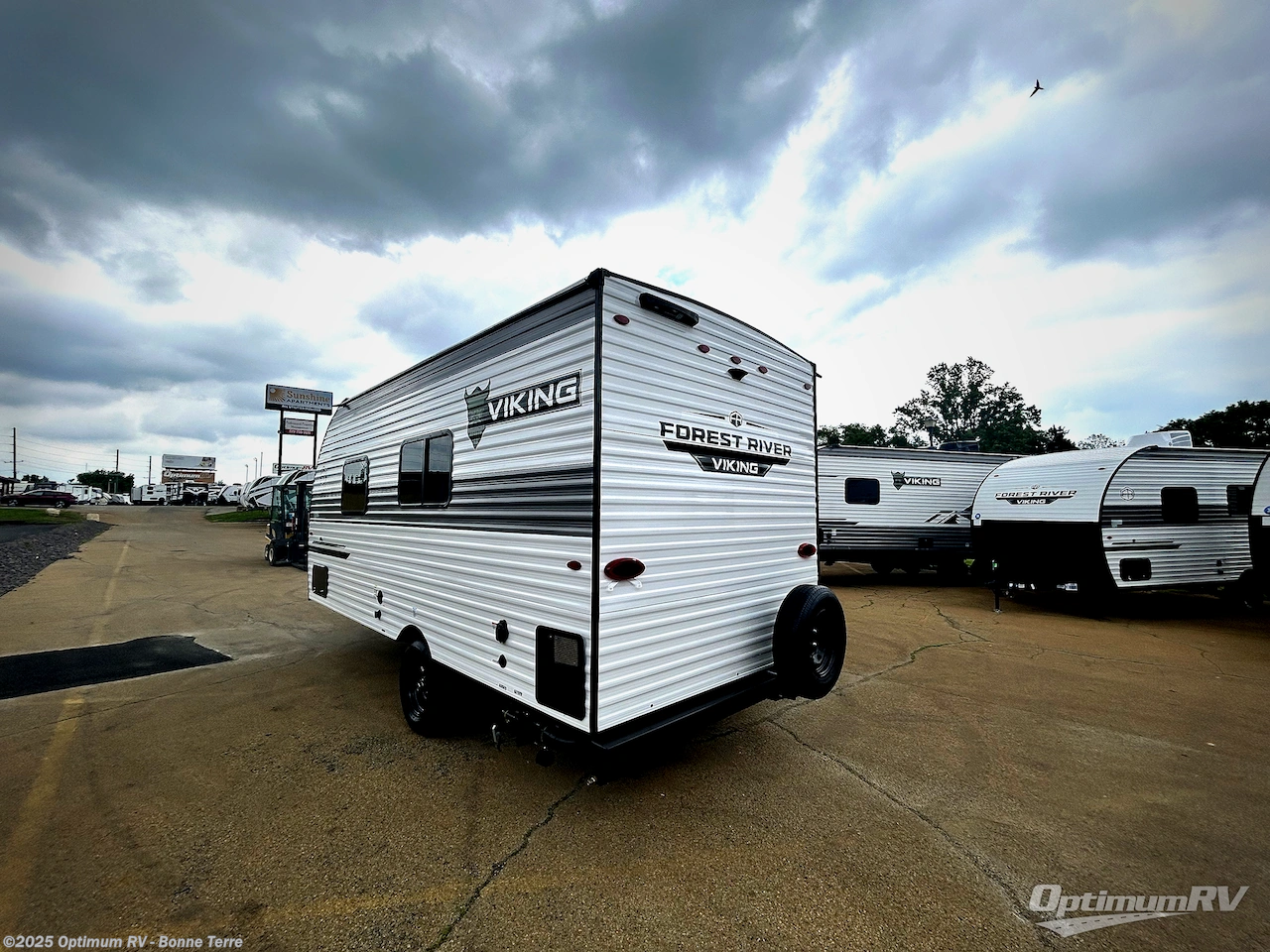 Contact us now about this 2025 Forest River Viking 3K Series 17SFQ! 2025 Viking 3K Series 17SFQ by Forest River from Optimum RV - Bonne Terre in Bonne Terre, Missouri