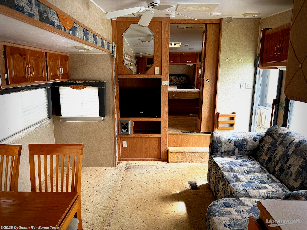 Used 2005 Forest River Wildcat 26FBS available in Bonne Terre, Missouri