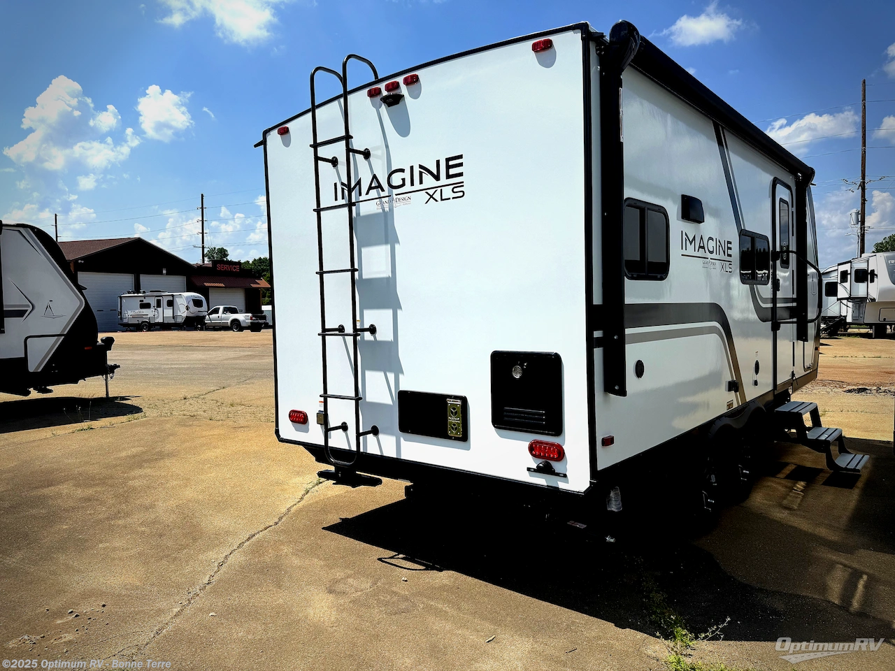 Call now about this 2026 Grand Design Imagine XLS 17MKE! 2026 Grand Design Imagine XLS 17MKE - New Travel Trailer For Sale by Optimum RV - Bonne Terre in Bonne Terre, Missouri features Awning, Slideout