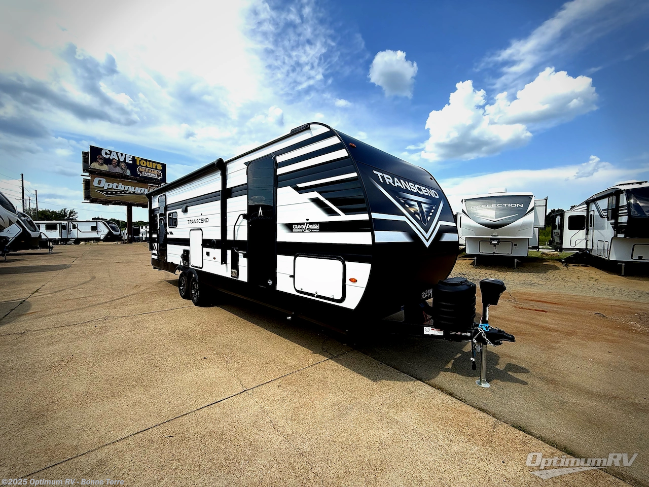 Email now about this 2026 Grand Design Transcend 245RLT! Used 2026 Grand Design Transcend 245RLT available in Bonne Terre, Missouri