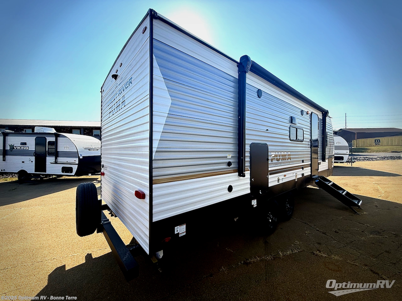 Call now about this 2026 Forest River Puma Camping Edition 250RBCE! 2026 Forest River Puma Camping Edition 250RBCE - New Travel Trailer For Sale by Optimum RV - Bonne Terre in Bonne Terre, Missouri features Awning, Slideout