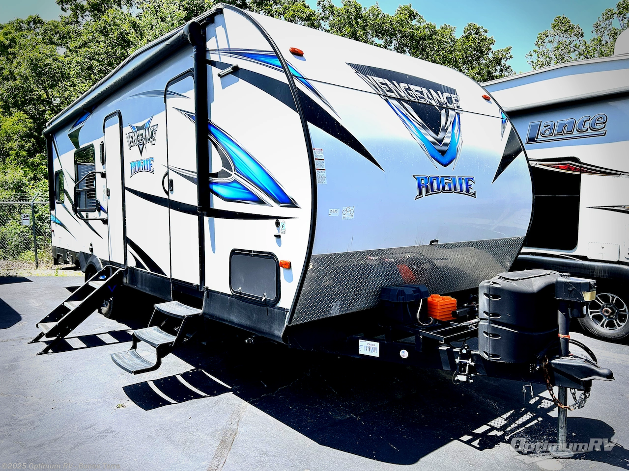 Email now about this 2018 Forest River Vengeance Rogue 25V! Used 2018 Forest River Vengeance Rogue 25V available in Bonne Terre, Missouri