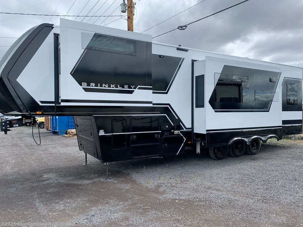 New 2025 Brinkley RV Model G 3250 available in Redmond, Oregon