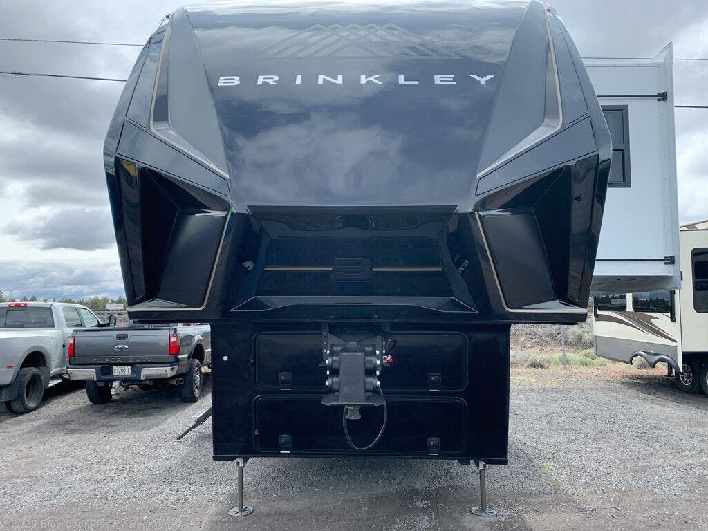 Contact us now about this 2025 Brinkley RV Model G 3250! 2025 Model G 3250 by Brinkley RV from Blue Compass RV Redmond in Redmond, Oregon
