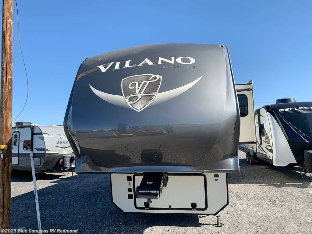 Contact us now about this 2019 Vanleigh Vilano 369FB! 2019 Vilano 369FB by Vanleigh from Blue Compass RV Redmond in Redmond, Oregon