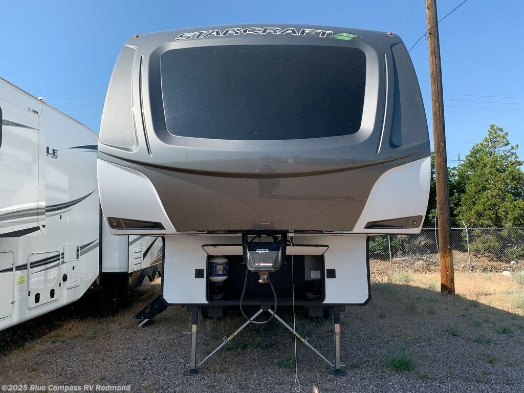 Contact us now about this 2024 Starcraft GSL Light Duty 244RLS! 2024 GSL Light Duty 244RLS by Starcraft from Blue Compass RV Redmond in Redmond, Oregon