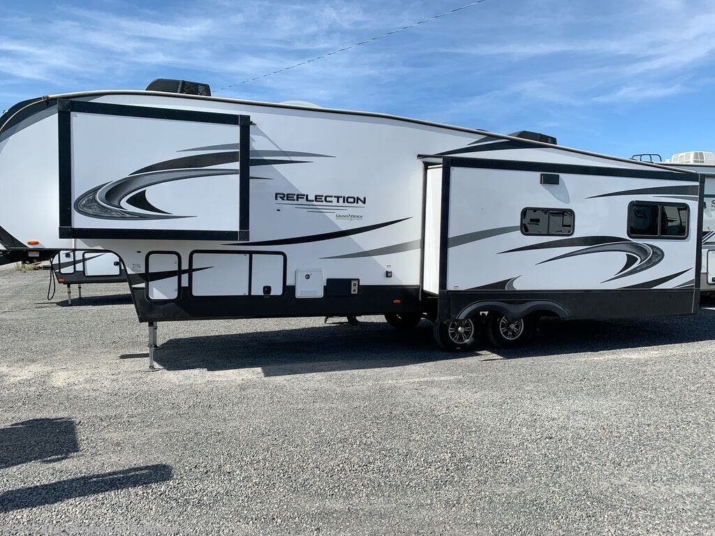 Used 2022 Grand Design Reflection 341RDS available in Redmond, Oregon
