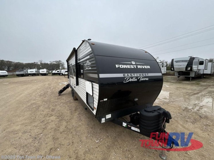 Email now about this 2025 East to West Della Terra 261RB! New 2025 East to West Della Terra 261RB available in Ottawa, Kansas
