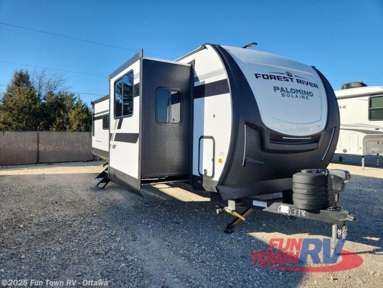 Email now about this 2025 Palomino Solaire 3300FLBS! New 2025 Palomino Solaire 3300FLBS available in Ottawa, Kansas