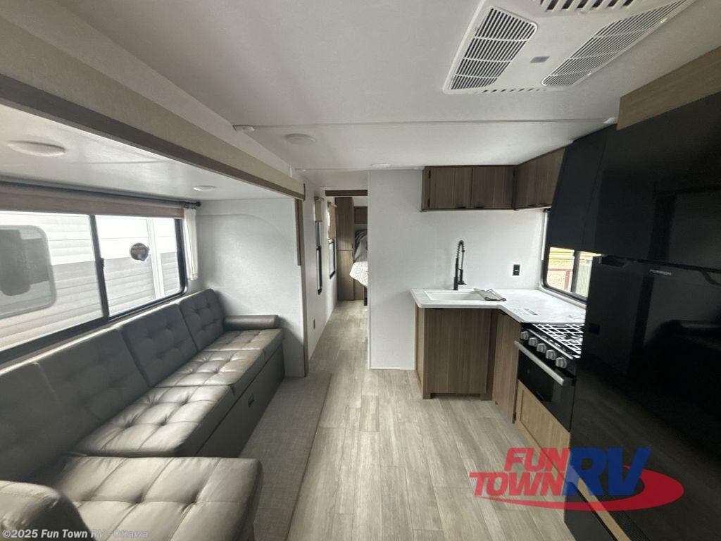 Contact us now about this 2025 Forest River Salem 29BDB! 2025 Salem 29BDB by Forest River from Fun Town RV - Ottawa in Ottawa, Kansas