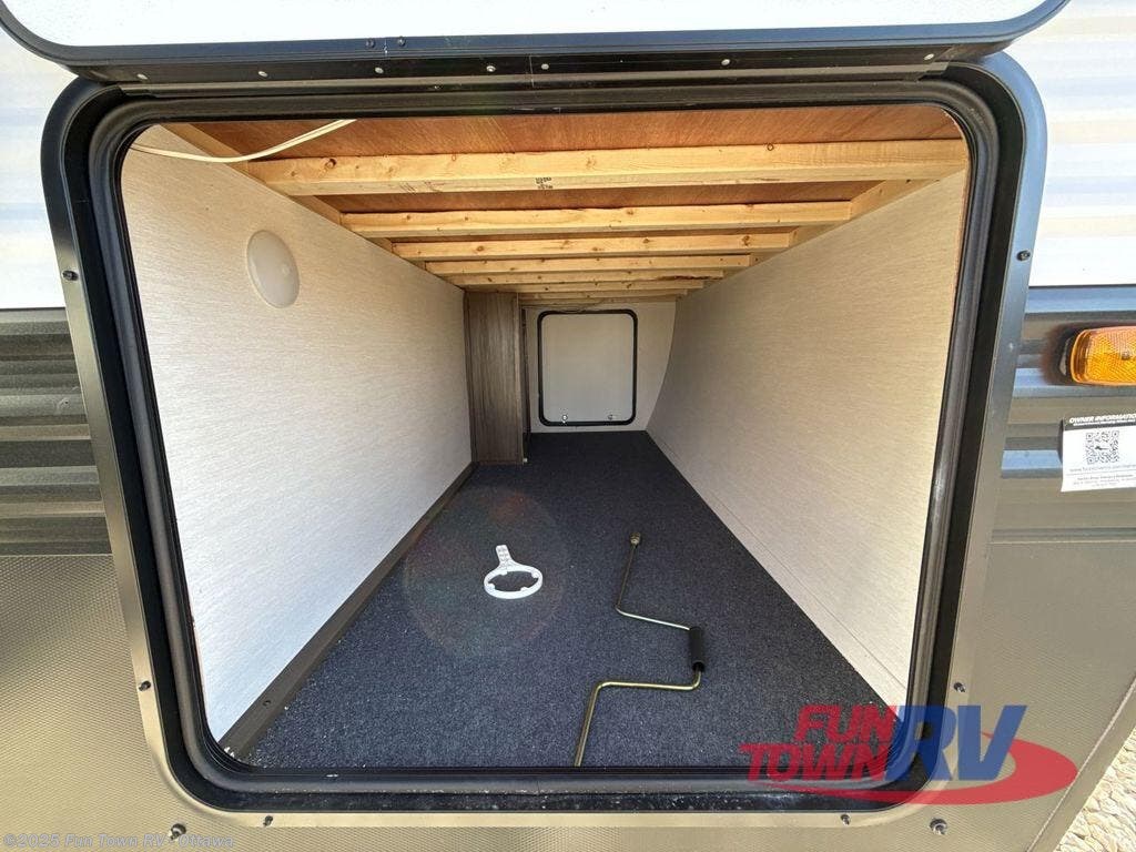 Contact us now about this 2026 Prime Time Avenger 25RBS! 2026 Avenger 25RBS by Prime Time from Fun Town RV - Ottawa in Ottawa, Kansas