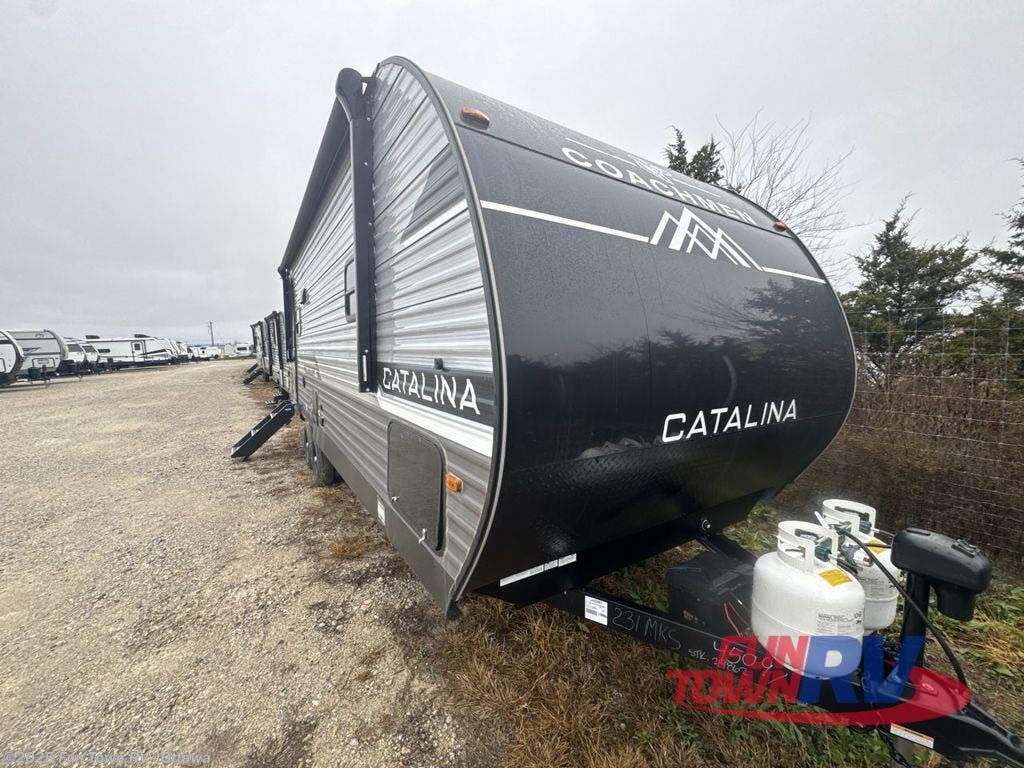 Contact us now about this 2025 Coachmen Catalina Summit Series 8 231MKS! 2025 Catalina Summit Series 8 231MKS by Coachmen from Fun Town RV - Ottawa in Ottawa, Kansas