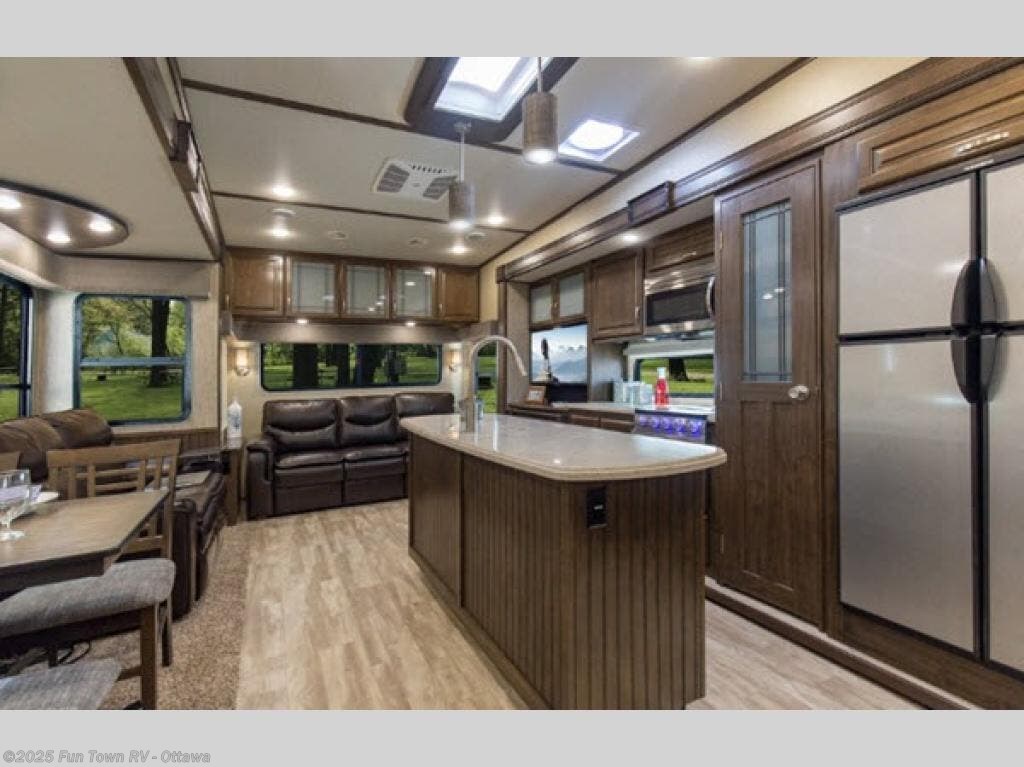 Contact us now about this 2019 Grand Design Solitude 3350RL! 2019 Solitude 3350RL by Grand Design from Fun Town RV - Ottawa in Ottawa, Kansas